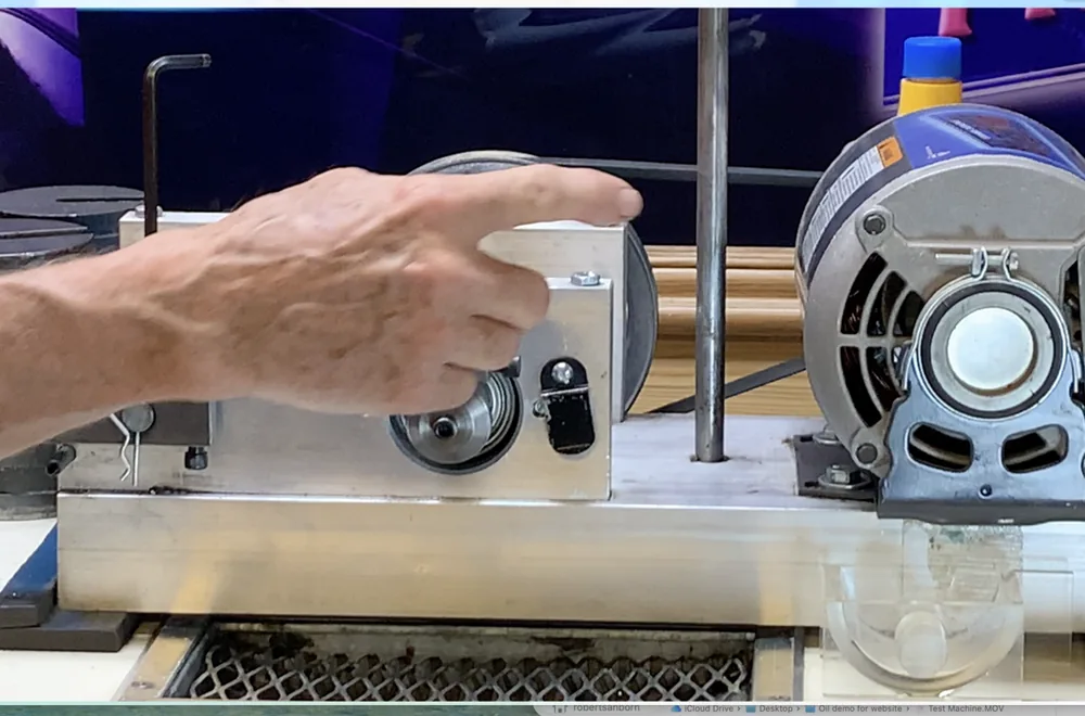 Timken test device — bearing against a spinning race